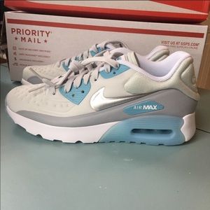 Brand new nike air max se 90 sneakers 7.5 women